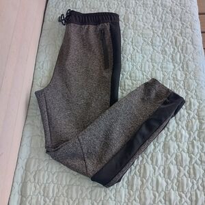 Men’s SOBK New York Jogger Pants Sz Large Gray/black